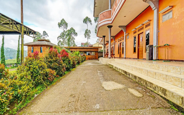 Hotel O Artana Bed and Breakfast.NearSitu Cileunca