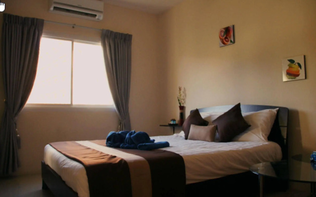 Tropical Sands Guesthouse