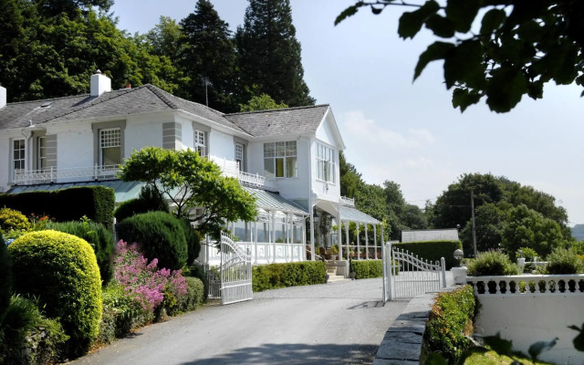 Plas Maenan Country House