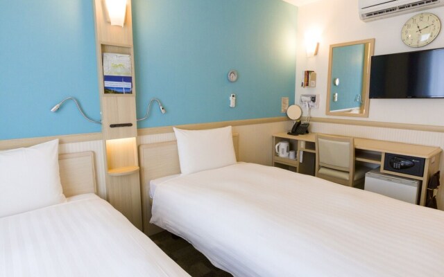 Toyoko Inn Osaka Kyobashi Sakuranomiya Hotel