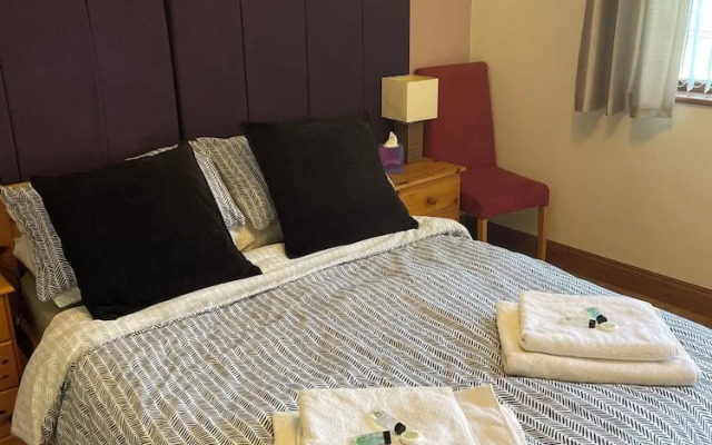 Rooms at the Huntsman Inn