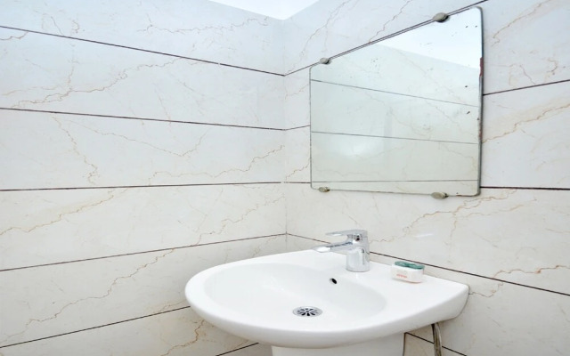 Oyo 30695 Hotel Vinayak Inn