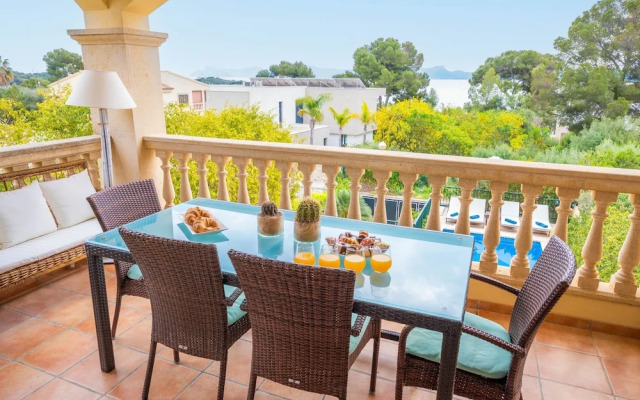 Xilvar in Mallorca With 3 Bedrooms and 2 Bathrooms