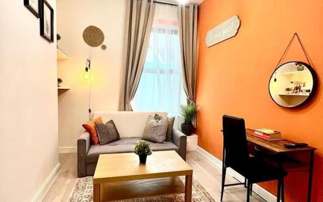Skyline King Beautiful 1-bed Apartment in Swansea