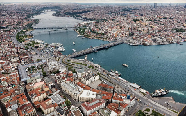 Godzilla Istanbul Hostel