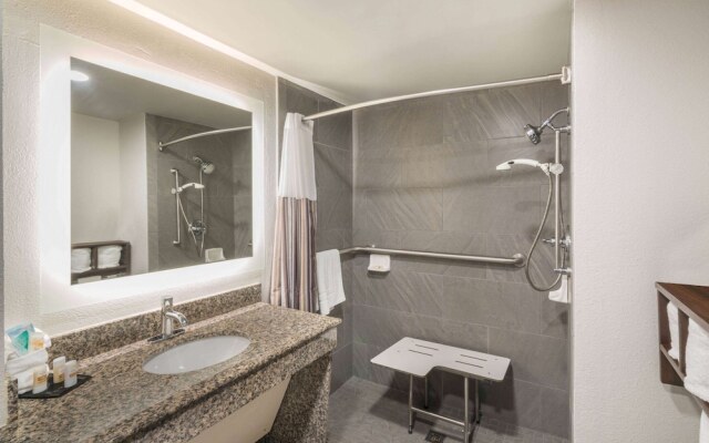 La Quinta Inn & Suites Clarksville