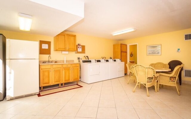 Palm Cay 3
