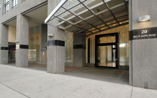 WhiteHall Suites - 20 Bluejays Way