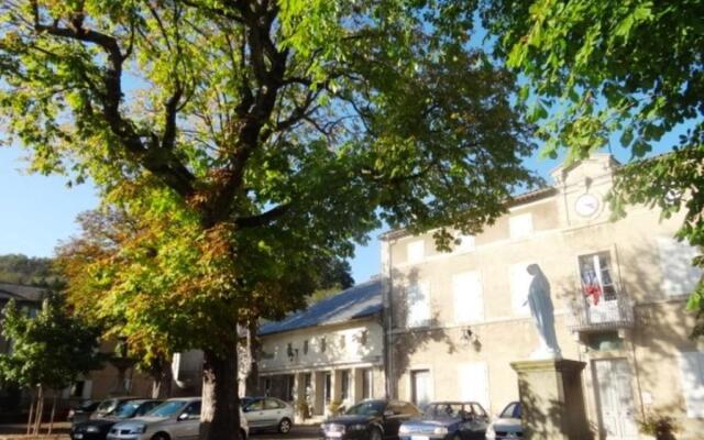 Chez Providence Chambre et Table dHôte