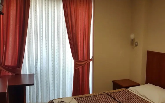 Seckin Ak Hotel