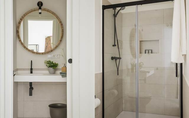 Santa Paula Pool & Luxury