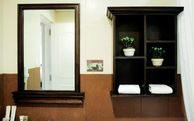 Crosswinds Resort Suites