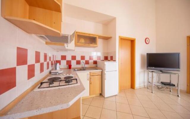 Apartments Leonarda