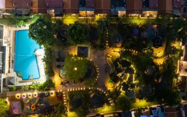Shunyi Oriental baipenhu Hot Spring Hotel (Huizhou Huidong Baipenzhu store) – Outside – Huizhou