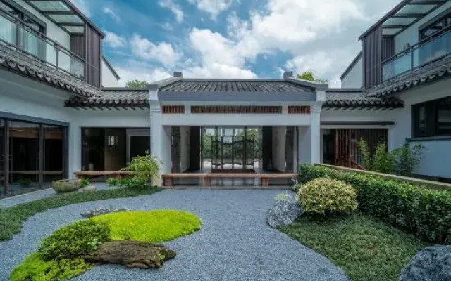 Landison Retreat Deqing Huzhou