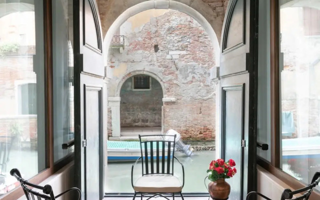 Venice Luxury Palace 11 by Wonderful Italy
