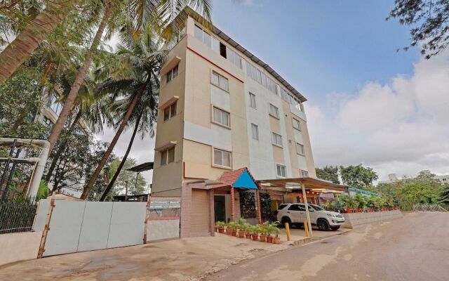 OYO 451 Goyal Residency
