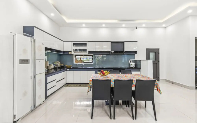 Rosemary Villa near Han River