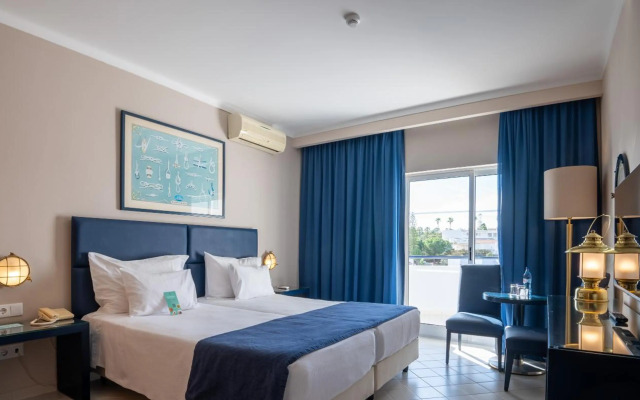 Отель Vila Galé Náutico