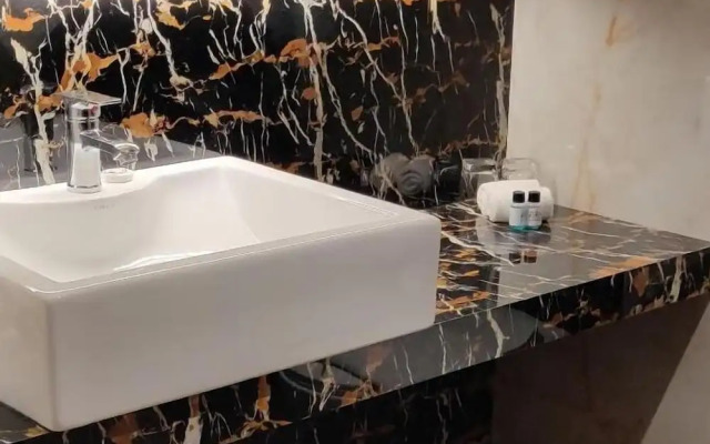 Ivy Suites