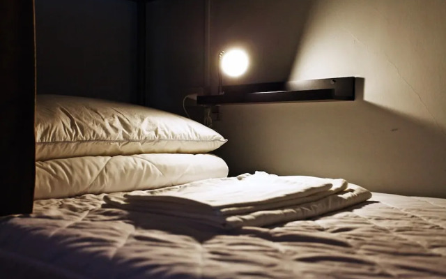 Navel Orange Hostel