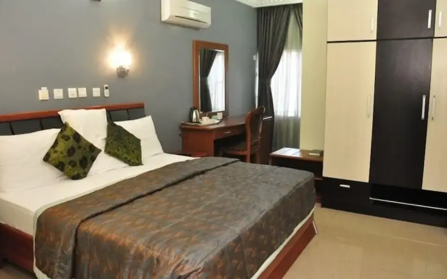 Hemas Hotel and Apartment