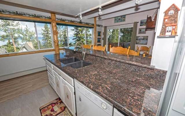 4221 Saddle Road by RedAwning