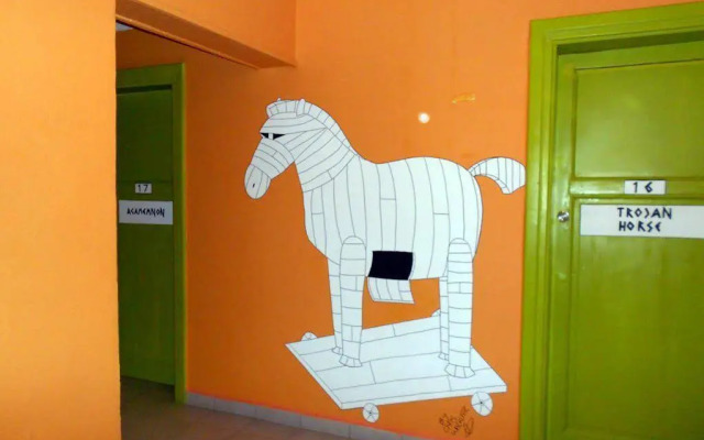 Zeus Hostel
