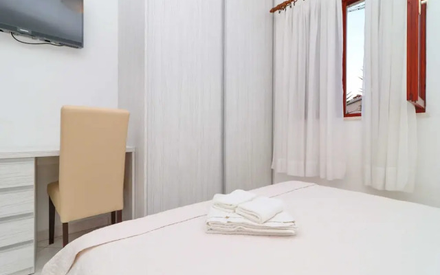 Seafront Apartments Anthony