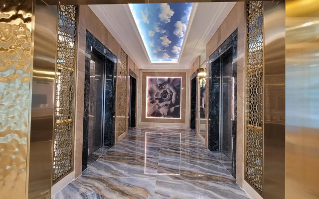 Grand Bay View Hotel