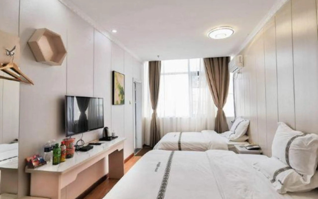 Zhengzhou Fuxuan Hotel