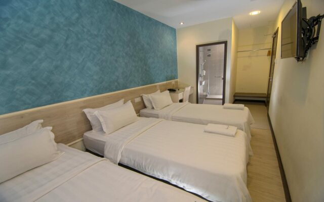 Pantai Inn