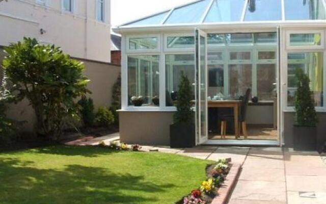 Appin Guest House