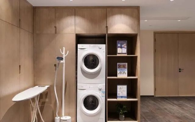 Kaiyuan Life Hotel (Hangzhou Yuhang)