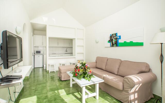 Apartamentos LIVVO Las Gaviotas