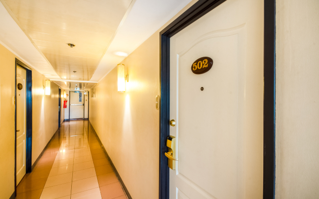 Palladium Suites Hotel