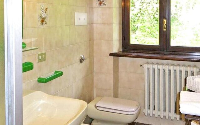 Apartment With 3 Rooms In Asti, With Enclosed Garden And Wifi
