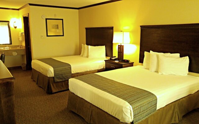 Cochran Inn & Suites