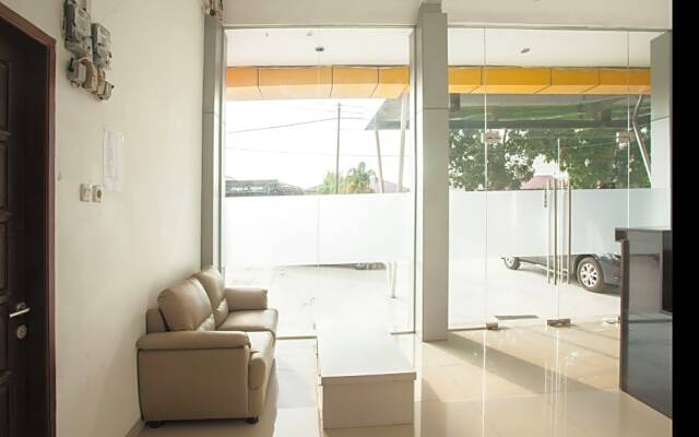 OYO Life 2243 Mariska Residence Syariah
