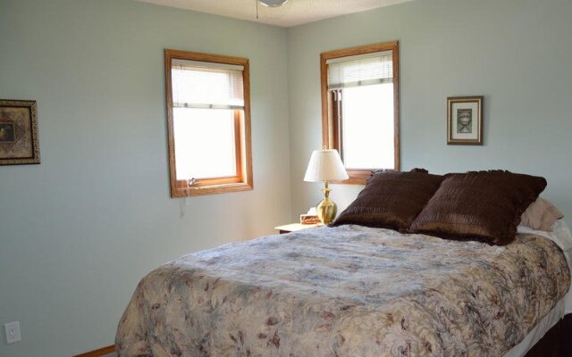 Gemstone Guest House and B&B
