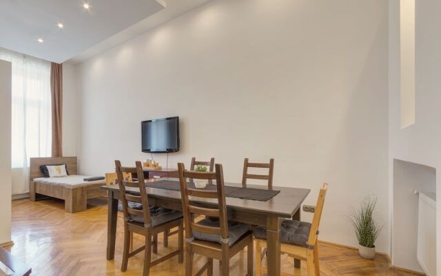 Real Apartments Magyar