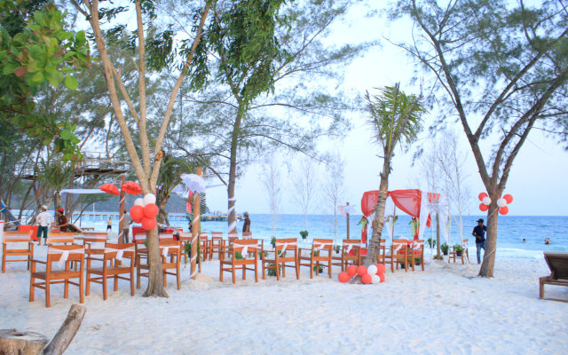 Ariya Resort