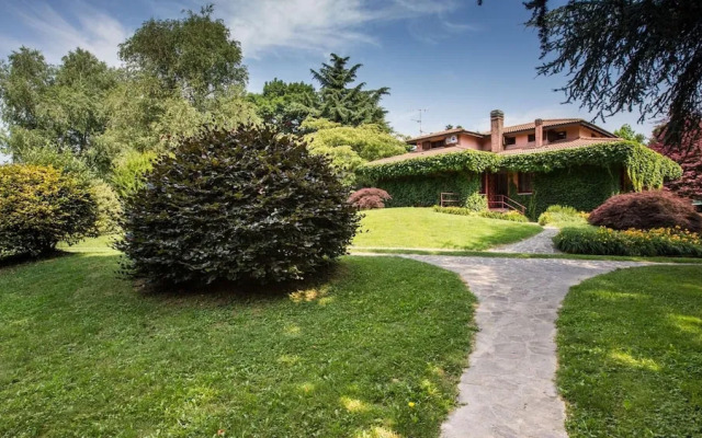 Villa Pina 8 2 in Sulbiate