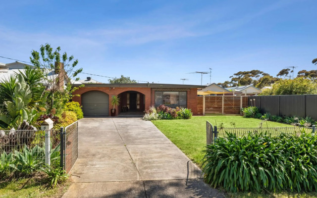 Tidal Waves on Lowe - Spacious and Pet Friendly!