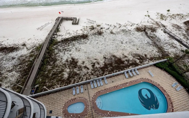 Phoenix Ix 903 2 Bedroom Condo