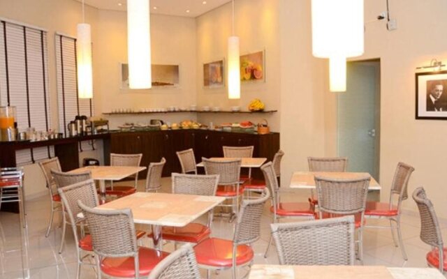 Hotel Castro Mendes