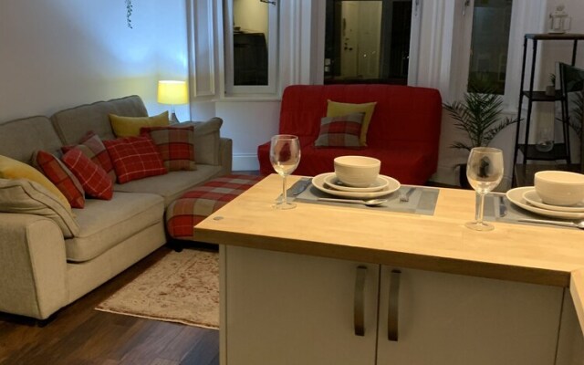 Immaculate 1-bed Apartment in Glasgow Denniston