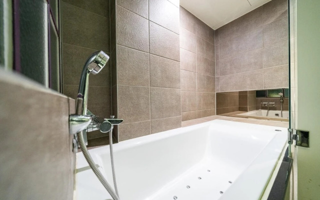 Seongnam Casa Hotel