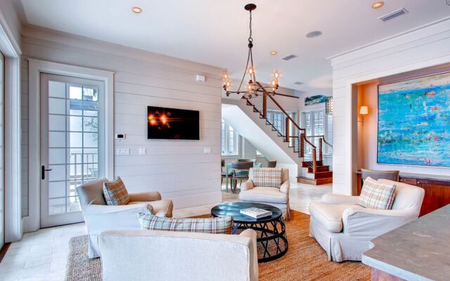 New Providence Main House by RedAwning