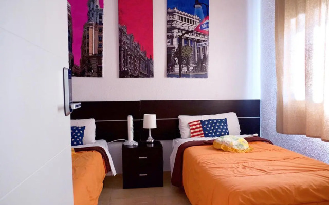 Reina Victoria Apartaments & SuiteS TPH